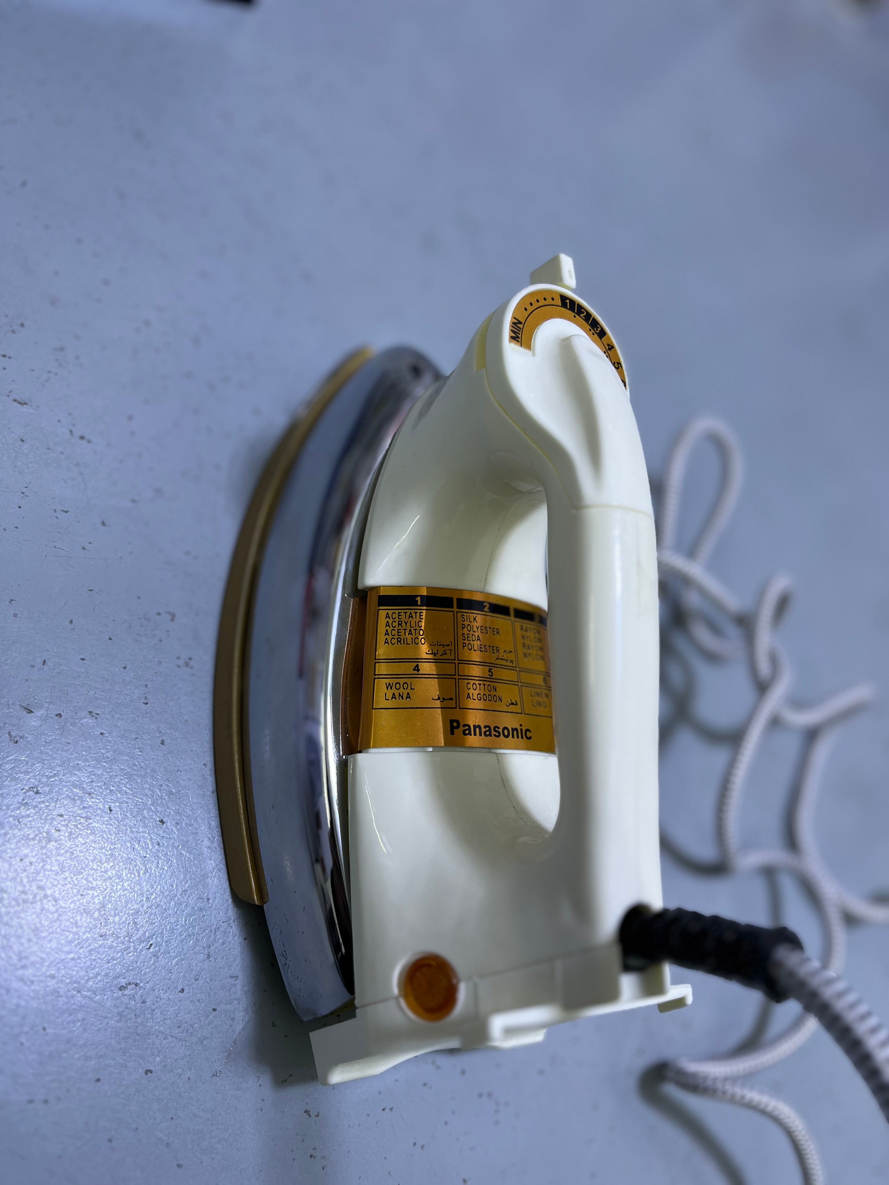 Panasonic Dry iron 1000w