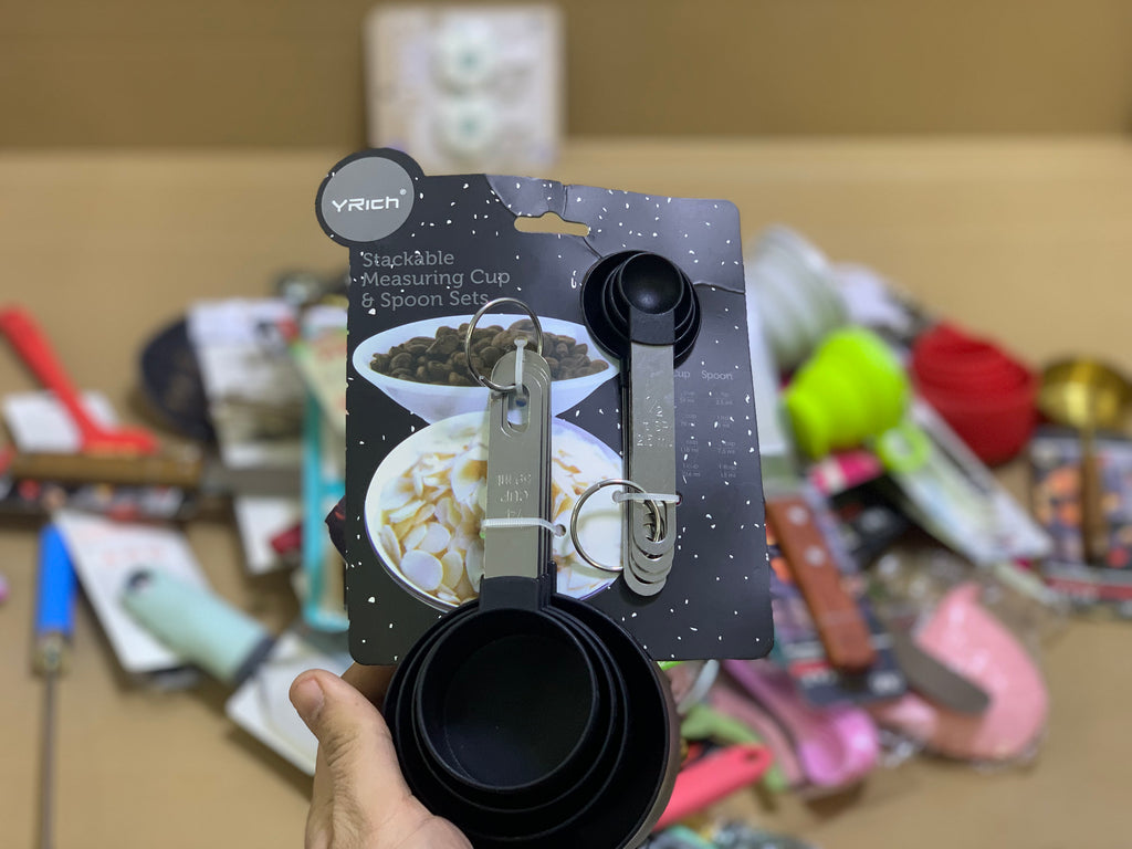 Measuring Cups and Spoons